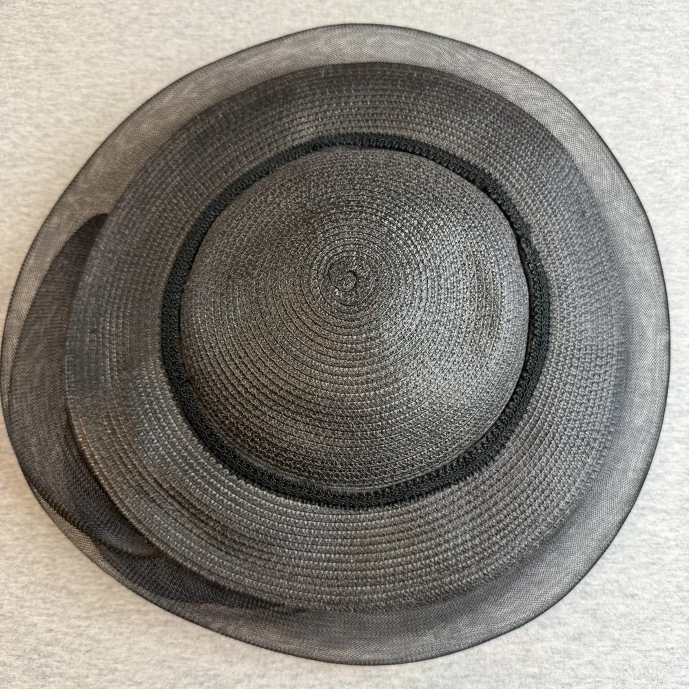 Vtg Black Straw Sinamay Mesh Fascinator Hat Made in Taiwan ROC Church Derby Tux